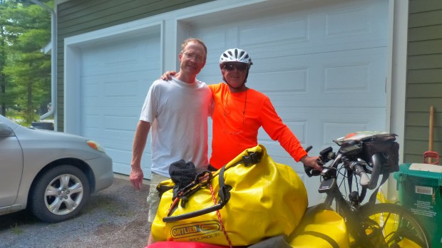 Das ist Angus Daniel, mein Gastgeber, beim Abschied.