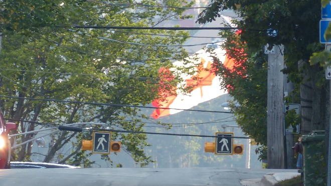 Immer auf die Fahne zu