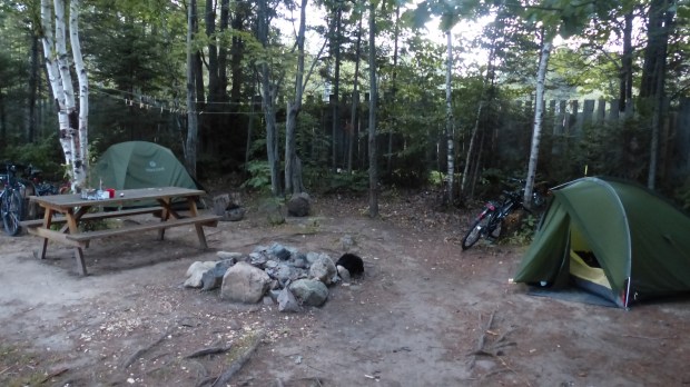 Das Fahrradladenzeltpläzchen. Vive la velorution!