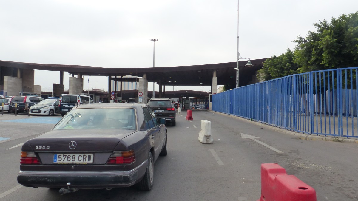 Grenzübergang nach Marokko